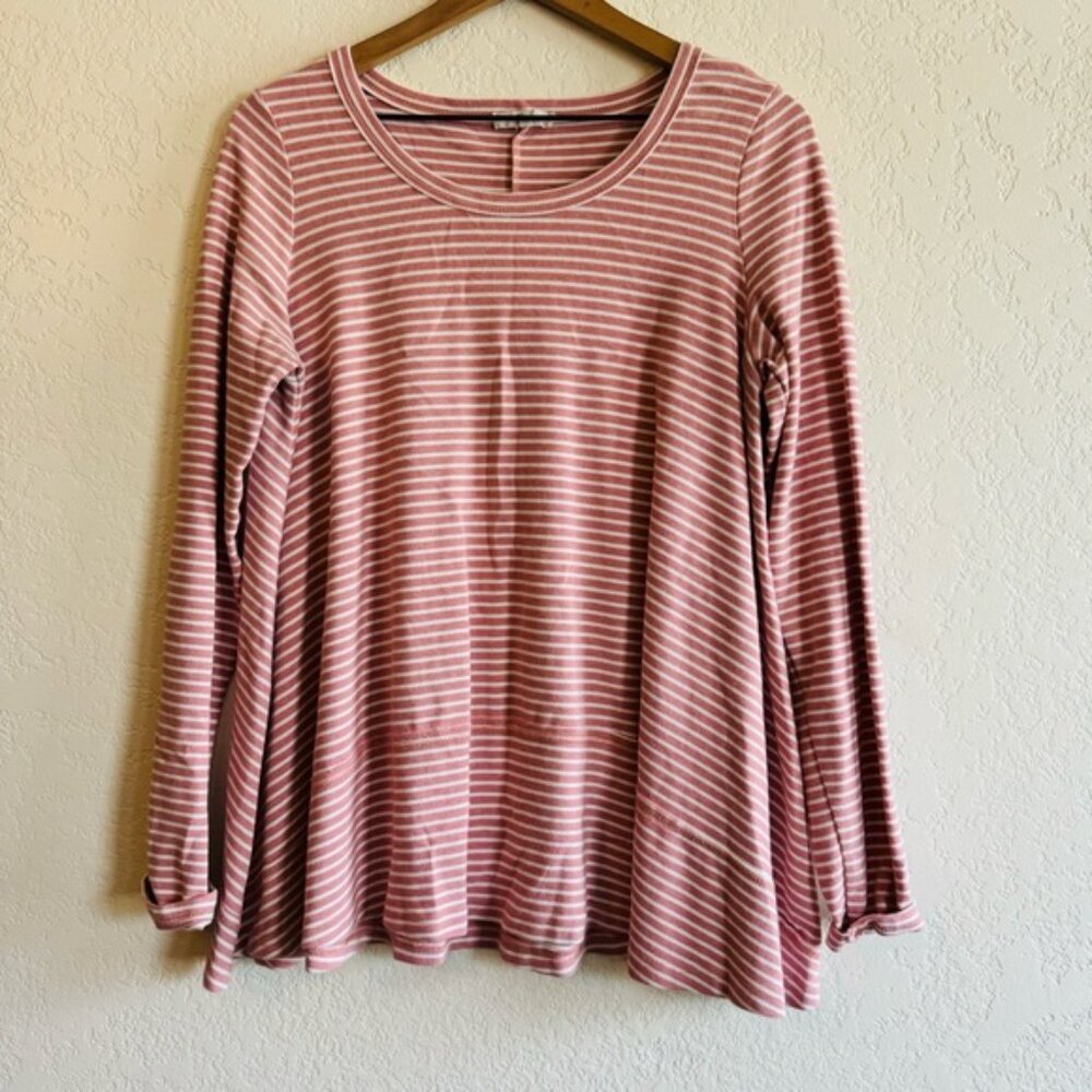 Liz Claiborne Navy Blue and White Long Sleeve Plaid Top - Picture 15 of 15